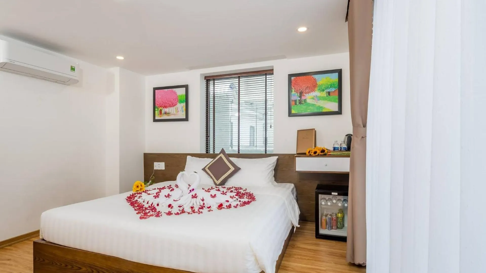 Silana Beachfront Hotel & Spa Da Nang