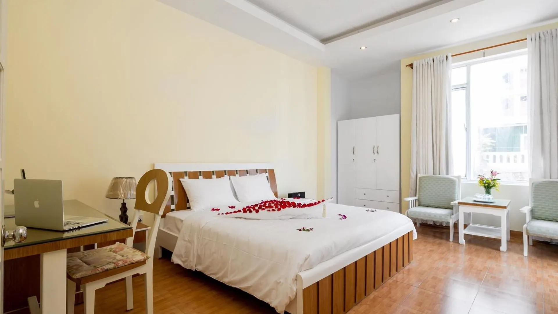 Silana Beachfront Hotel & Spa Da Nang