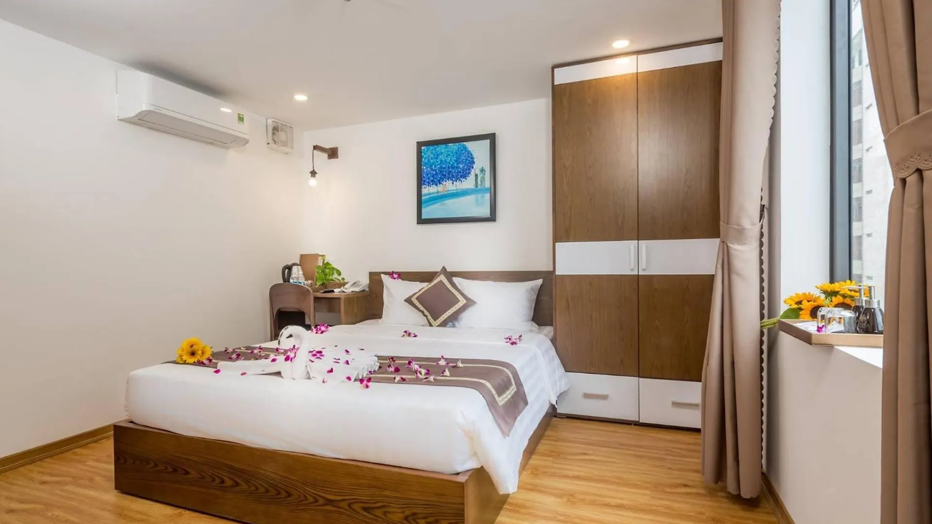 Silana Beachfront Hotel & Spa Da Nang